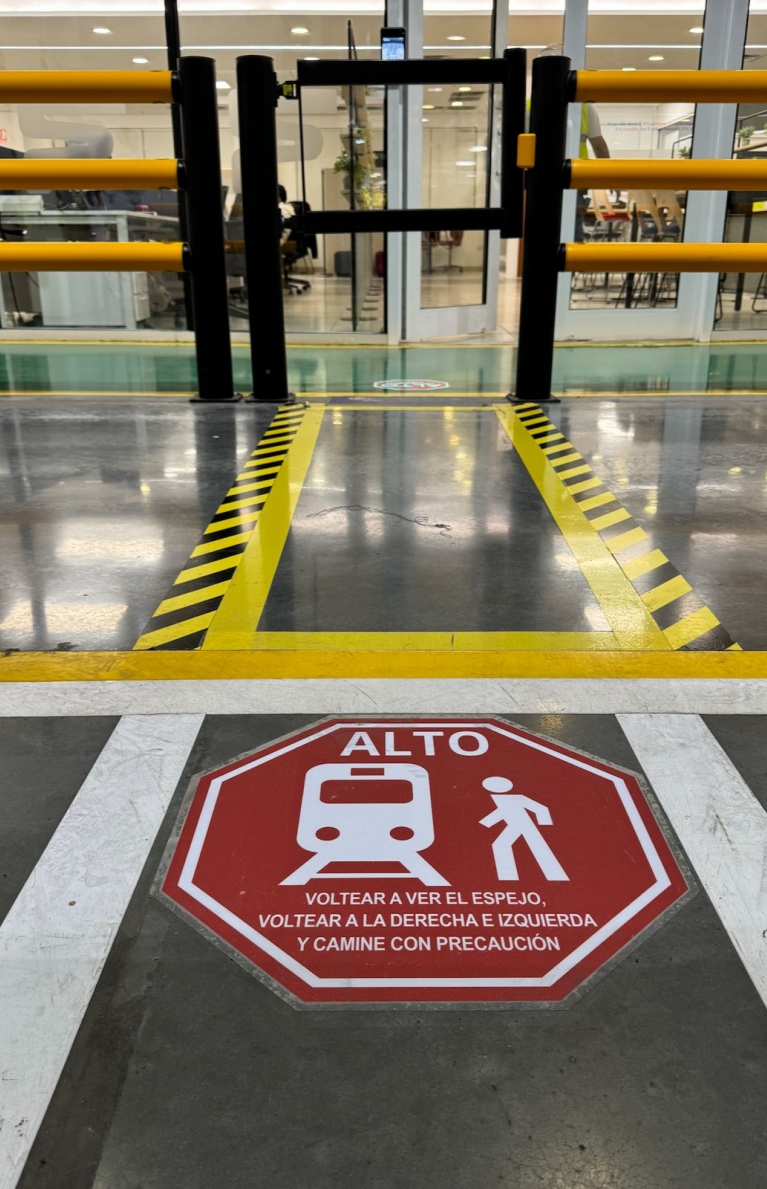 Floor graphic ALTO señalización de seguridad